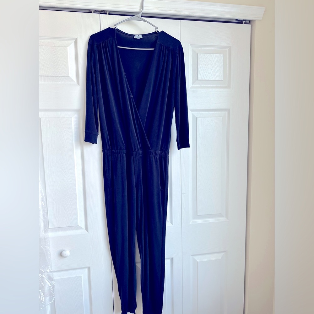 WORN ONCE! — Abbeline — Navy Jumpsuit/Romper — size Small